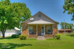 20386 Springs RD, Neosho, MO 64850