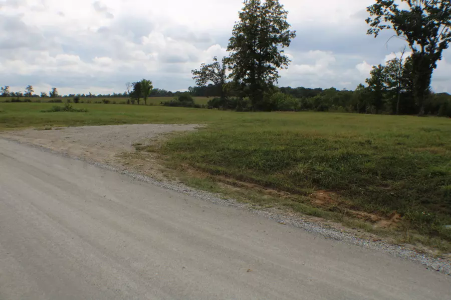 000 Us Hwy 160 Cr 7370, Caulfield, MO 65626