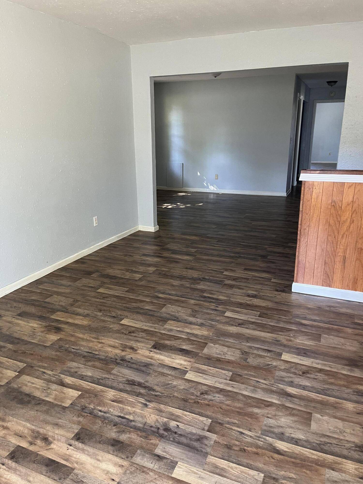 Neosho, MO 64850,6281 Old 60 DR
