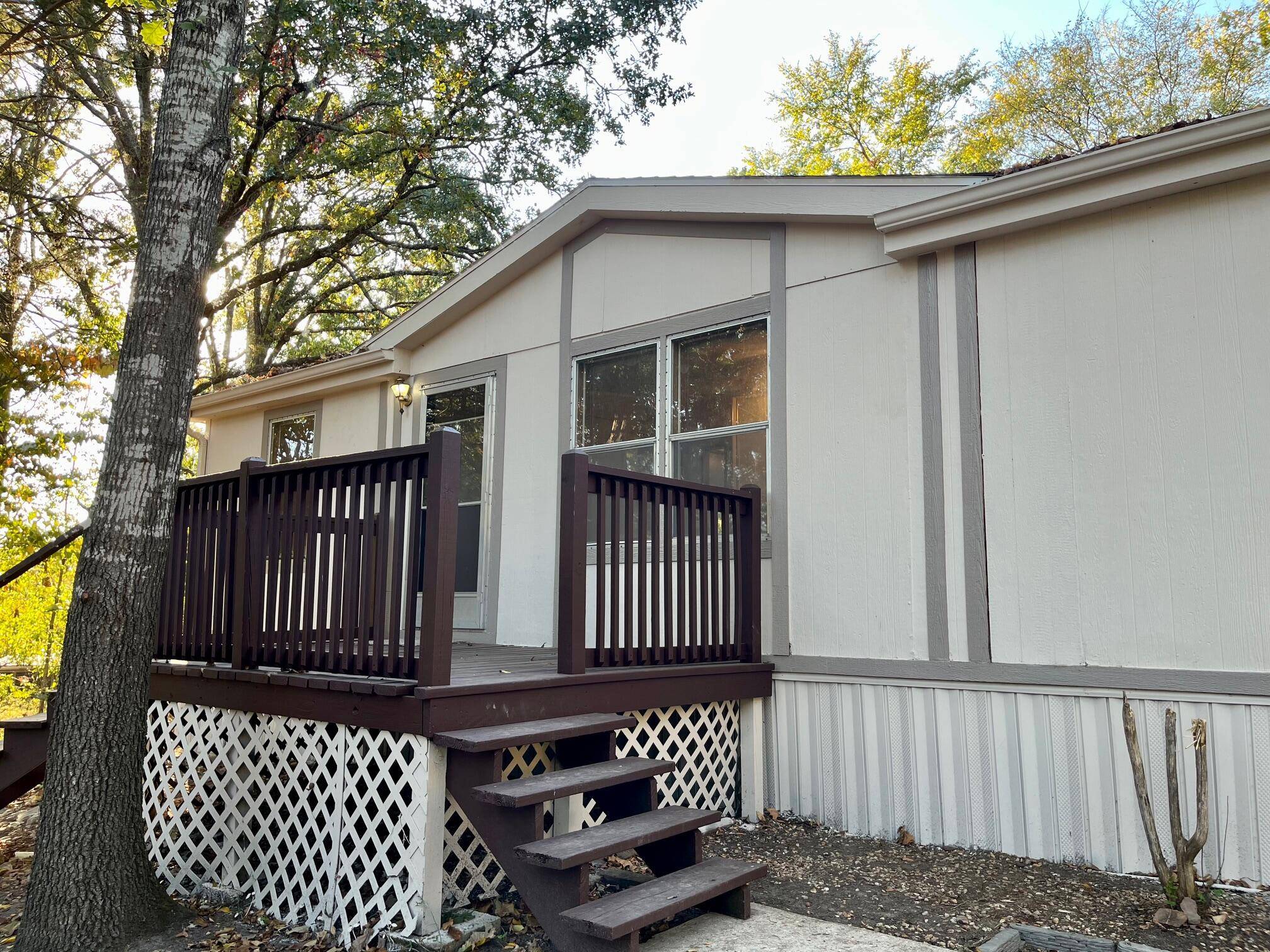 Rockaway Beach, MO 65740,717 Cedar LN