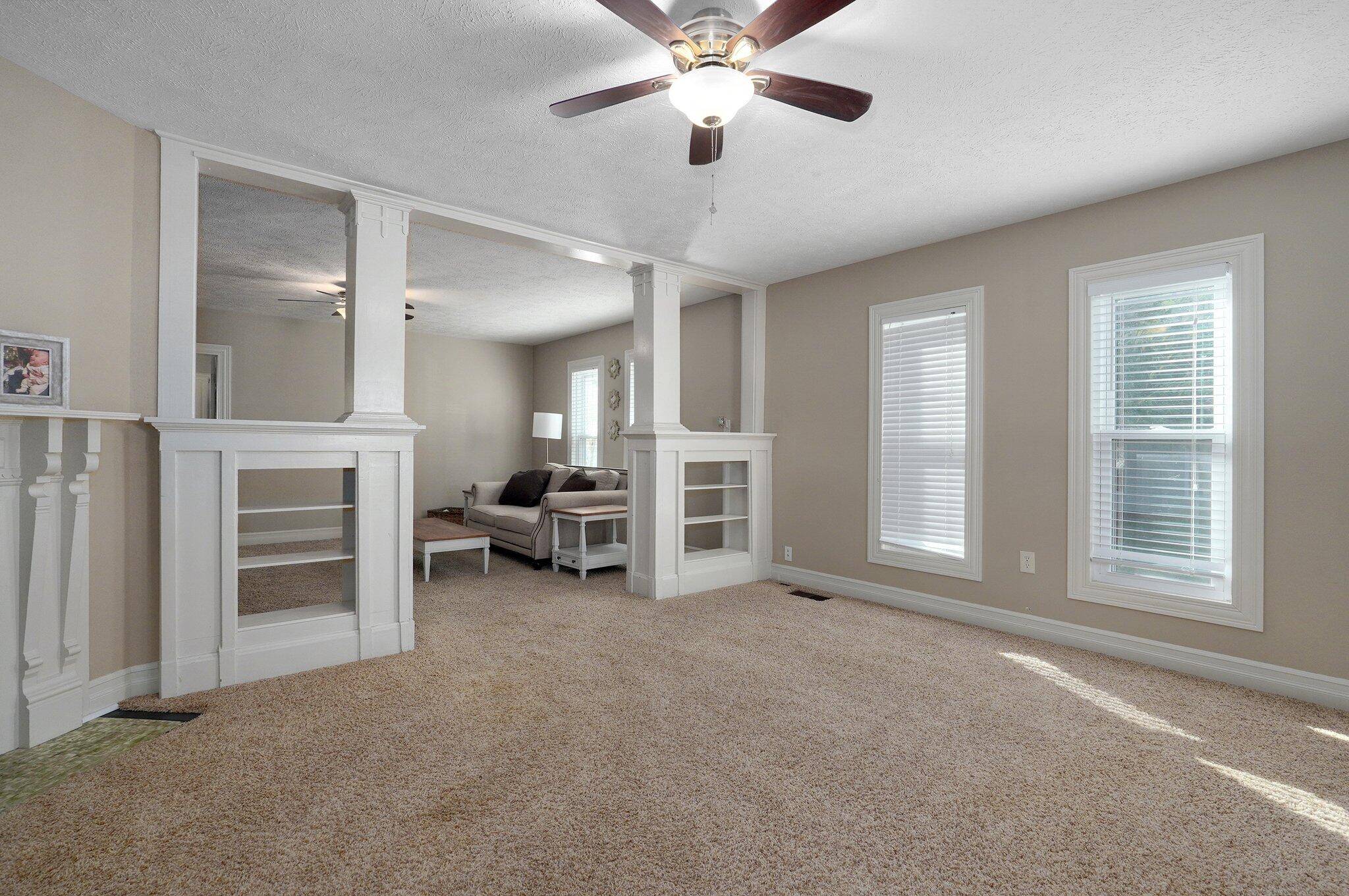 Walnut Grove, MO 65770,410 N Wall ST