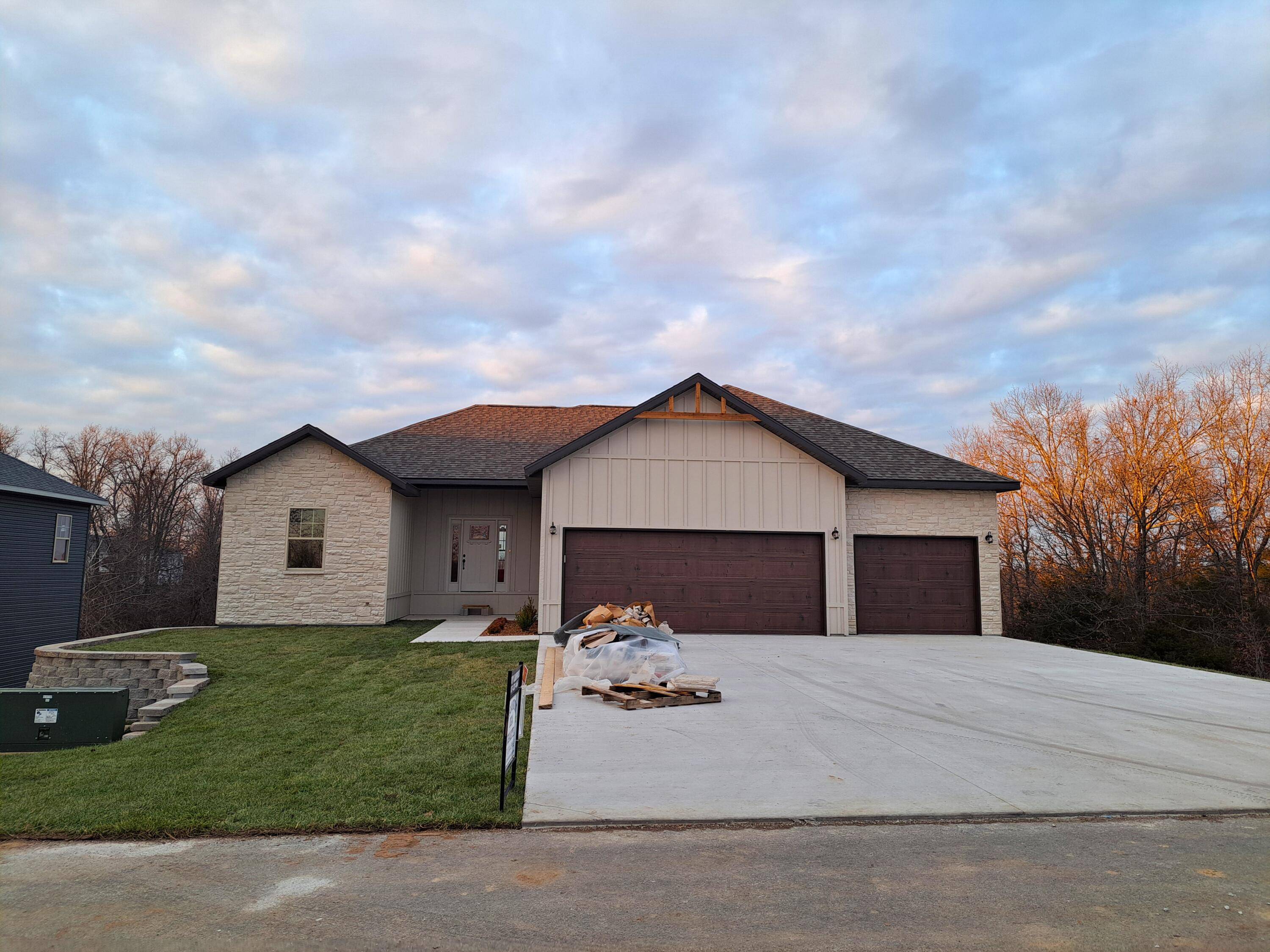 Branson, MO 65616,371 North View Drive