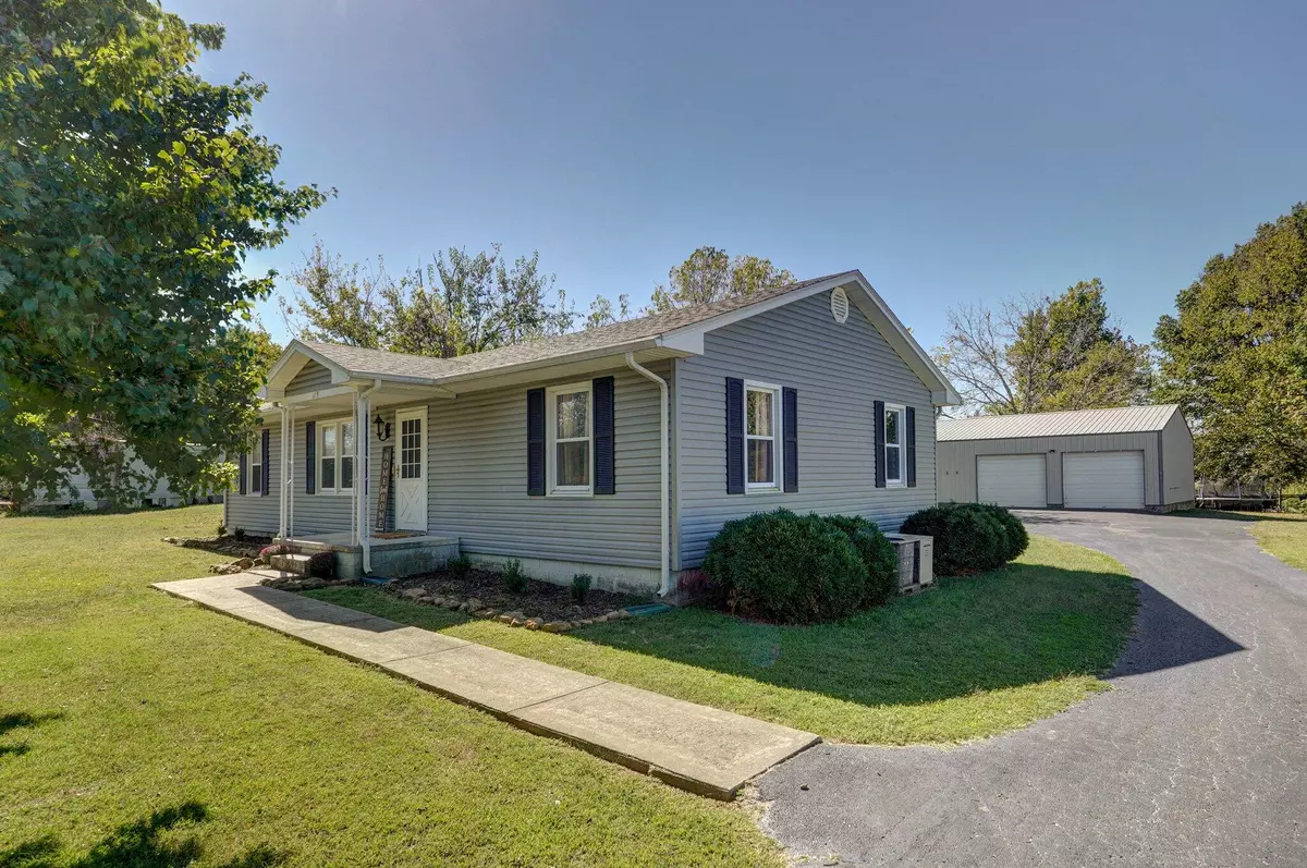 Walnut Grove, MO 65770,115 S Adams ST