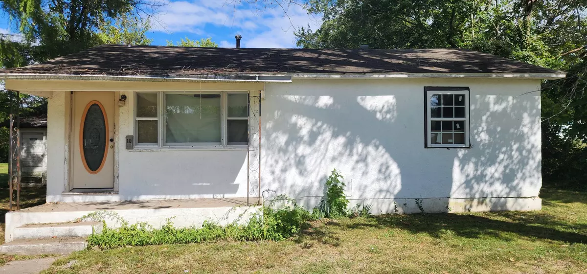 Mountain Grove, MO 65711,233 E Harker ST