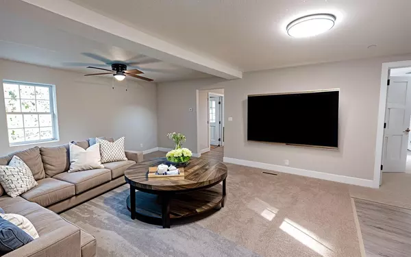 Lamar, MO 64759,1005 Walnut ST