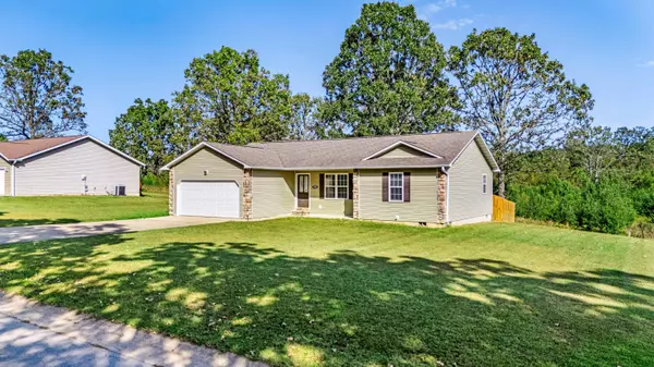 West Plains, MO 65775,1718 Luna DR