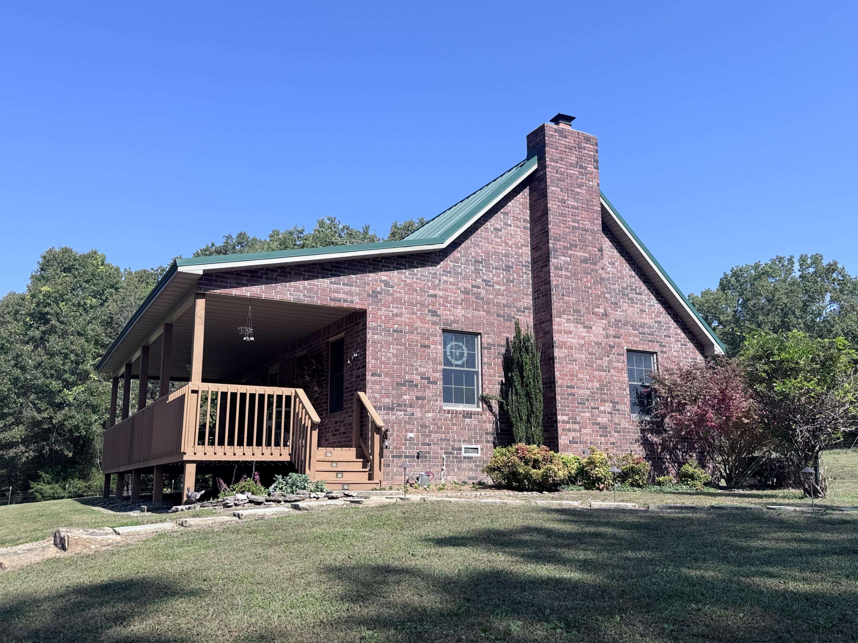 West Plains, MO 65775,5275 County Road 9720