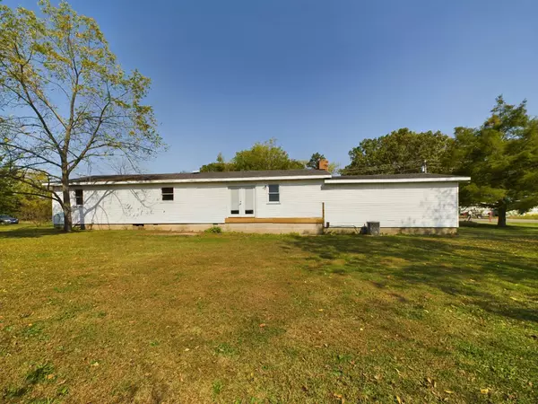 Cabool, MO 65689,815 Highland ST