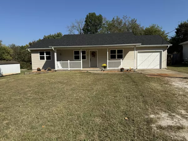 502 W Mill ST, Ash Grove, MO 65604