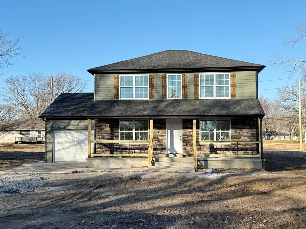 El Dorado Springs, MO 64744,1606 Ely DR