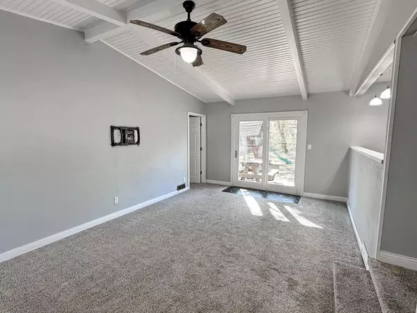 El Dorado Springs, MO 64744,304 W Fields BLVD