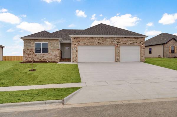 703 N Quantum CT, Nixa, MO 65714