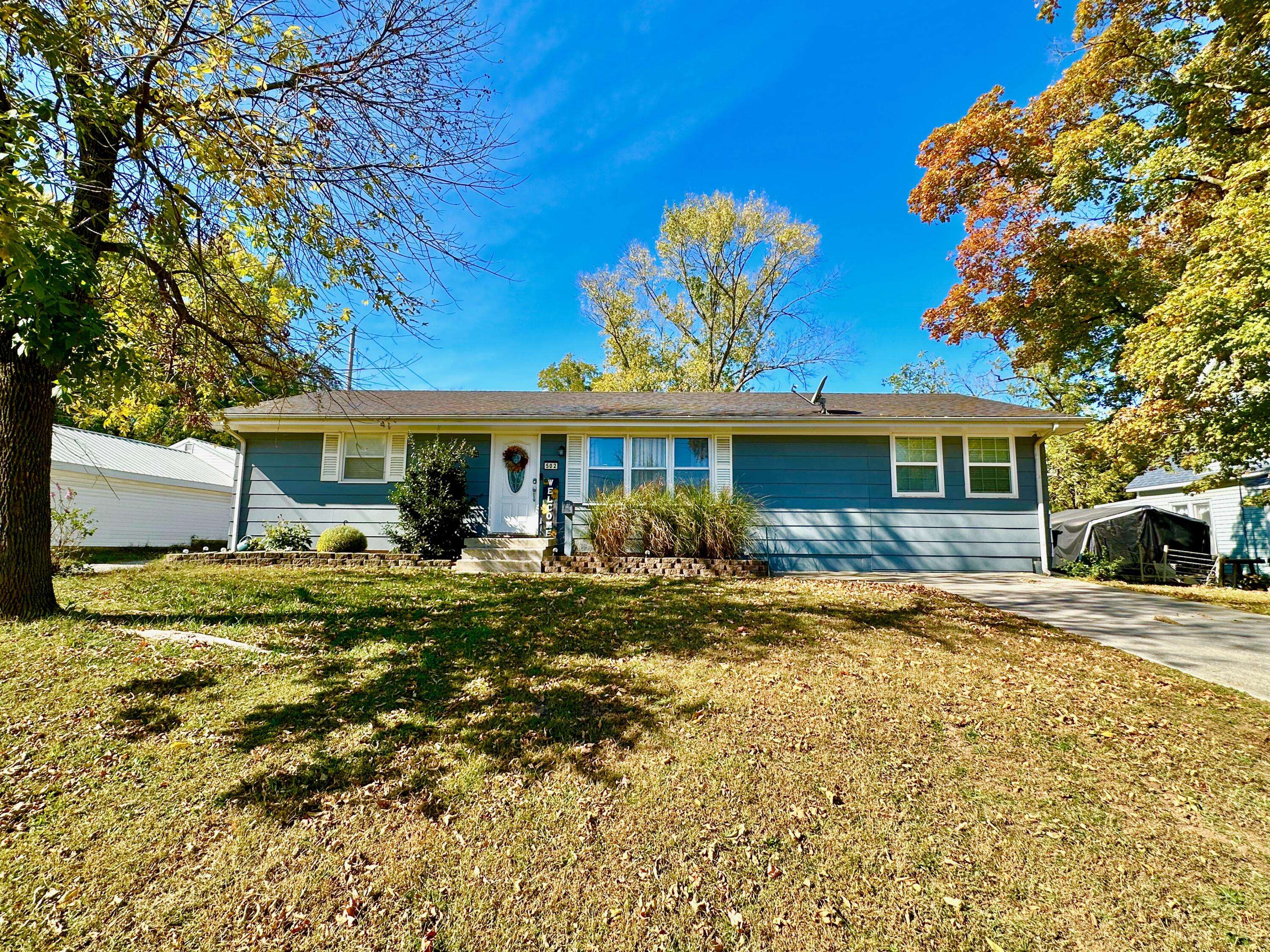 502 S High ST, El Dorado Springs, MO 64744