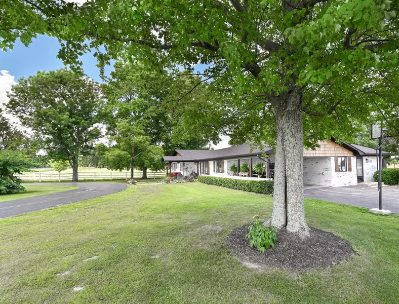 15778 Lawrence 2130, Mt Vernon, MO 65712