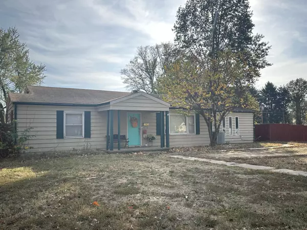 467 W County ST, Monett, MO 65708