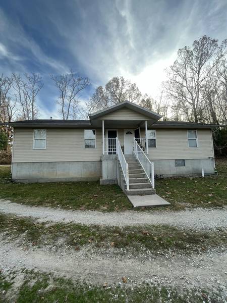 501 Pine ST, Galena, MO 65656