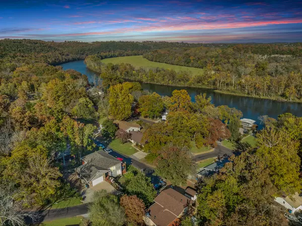 Branson, MO 65616,383 River DR