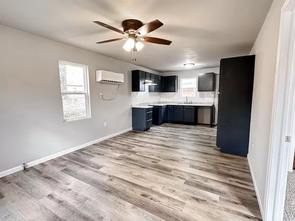El Dorado Springs, MO 64744,317 W Spring ST