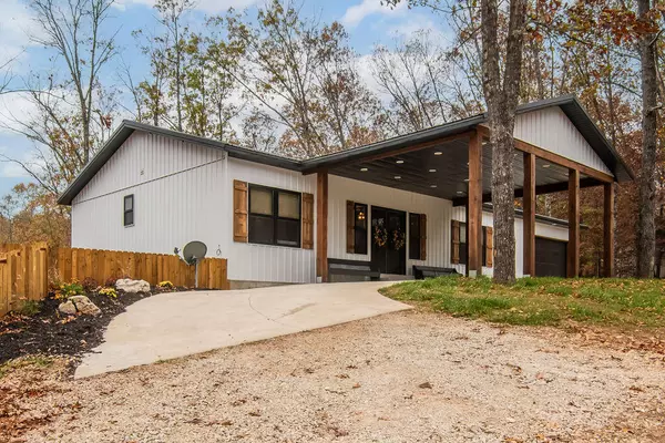 Cape Fair, MO 65624,646 Walnut Springs DR