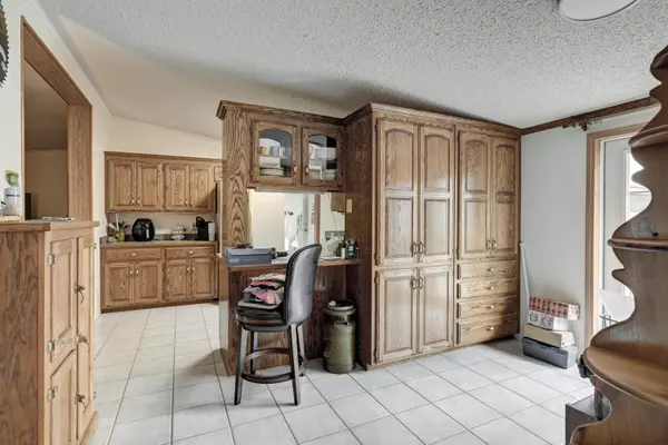 Anderson, MO 64831,117 Riverview DR