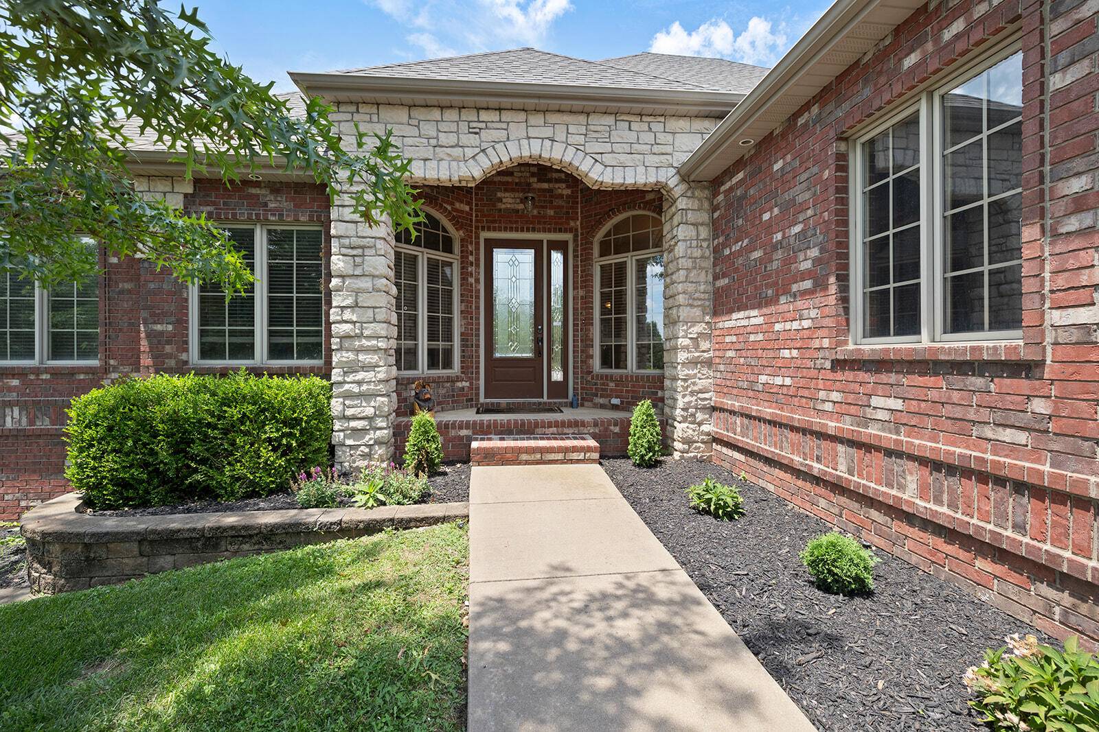 Springfield, MO 65804,5977 Lakepoint DR