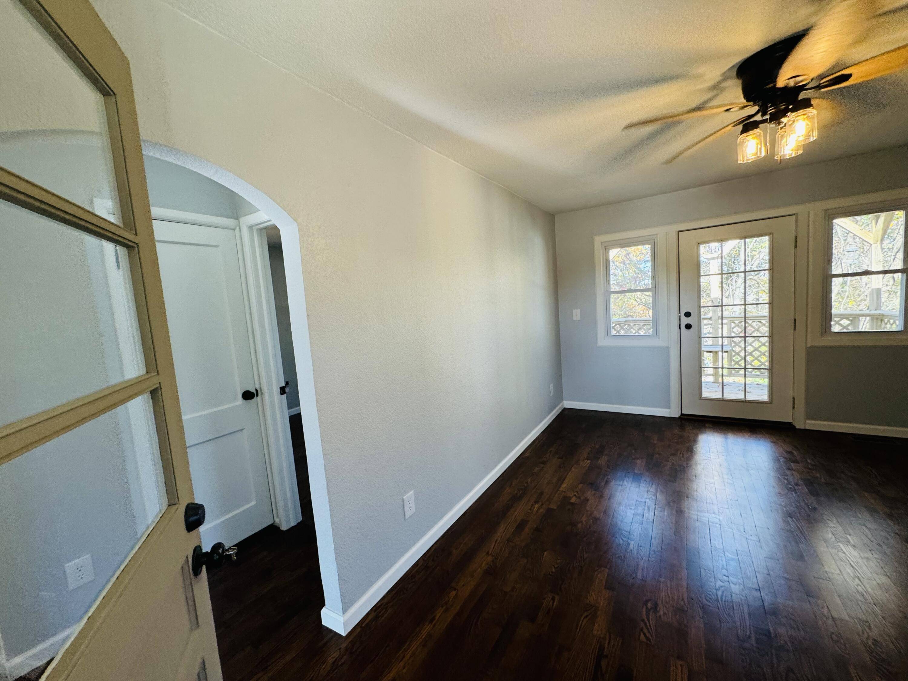 West Plains, MO 65775,703 Nichols DR