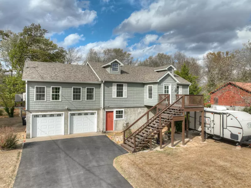 167 Rivers Edge LN, Anderson, MO 64831