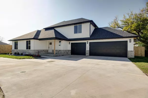 3680 W Overland ST,  Springfield,  MO 65807