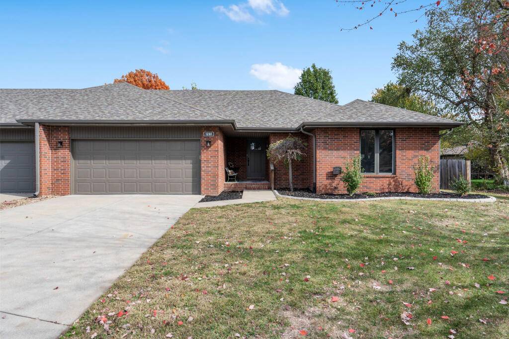 1281 E Marquette CT, Springfield, MO 65804