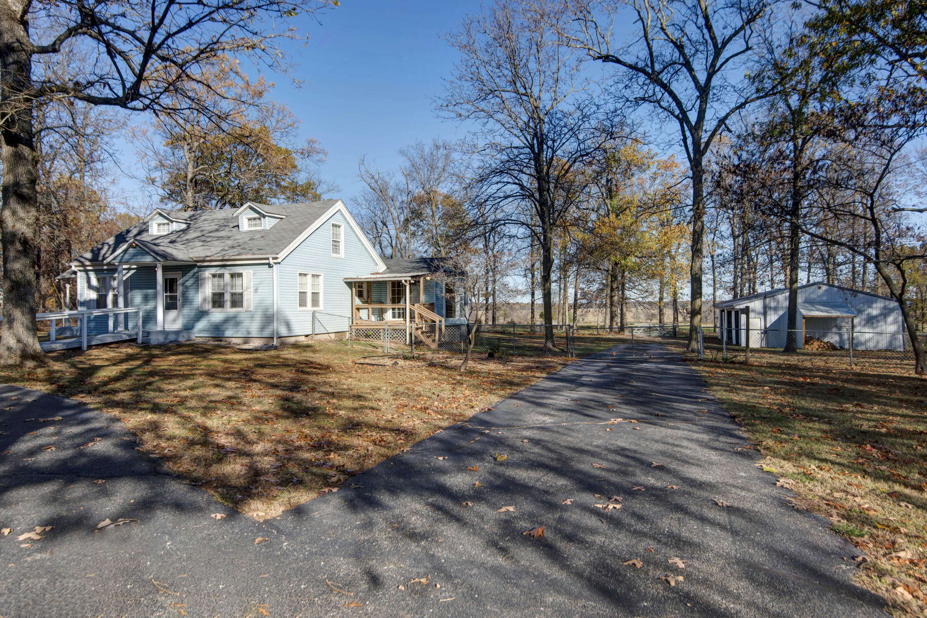 1011 W Farm Road 56, Springfield, MO 65803