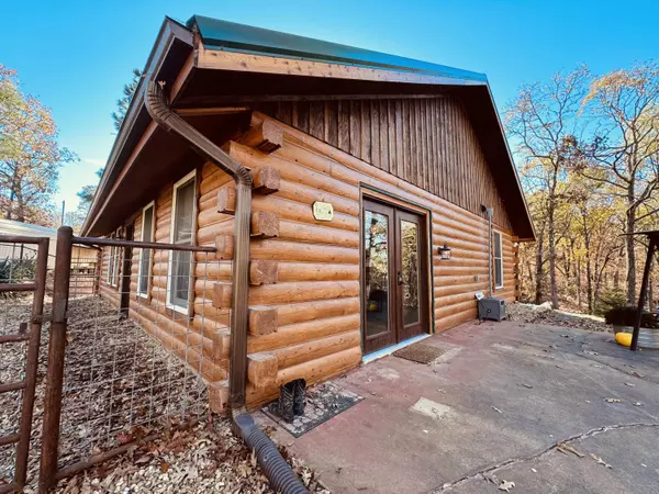 Osceola, MO 64776,1745 NE 1021 Road RD