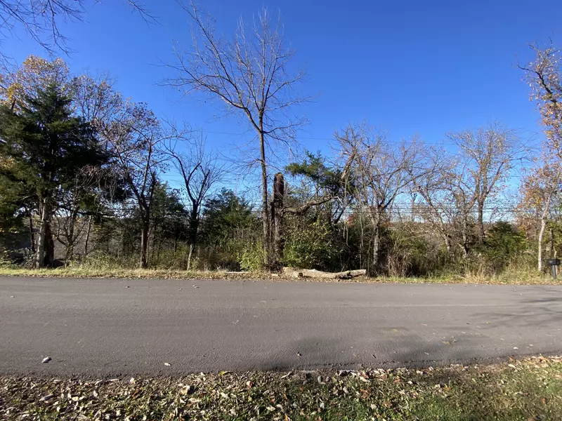 Lot 5 E Redbud ST, Springfield, MO 65804