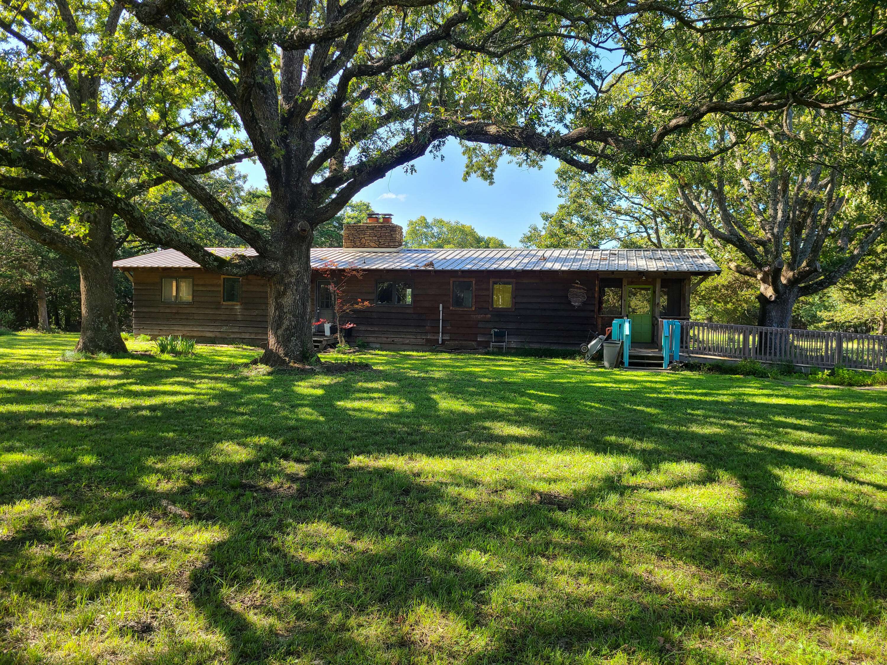 19763 Pug Gayer RD, Fayetteville, AR 72703