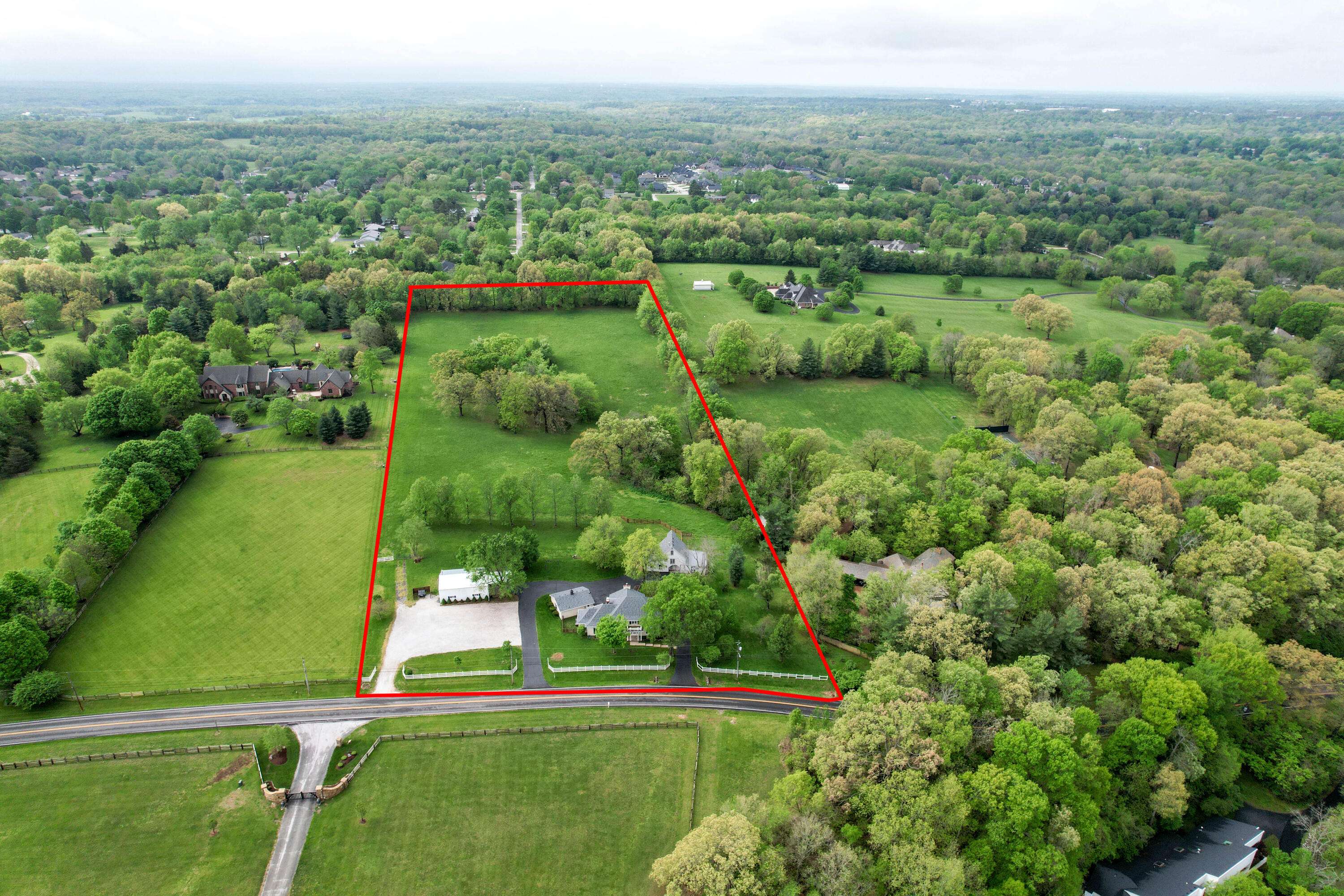 4810 E Mill ST, Springfield, MO 65802