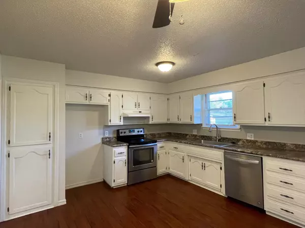 Springfield, MO 65804,1625 E Hanover ST