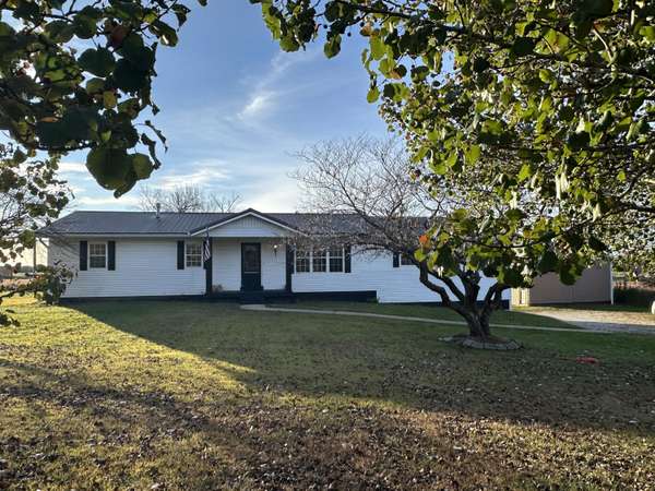 5513 N Highway 95, Mountain Grove, MO 65711