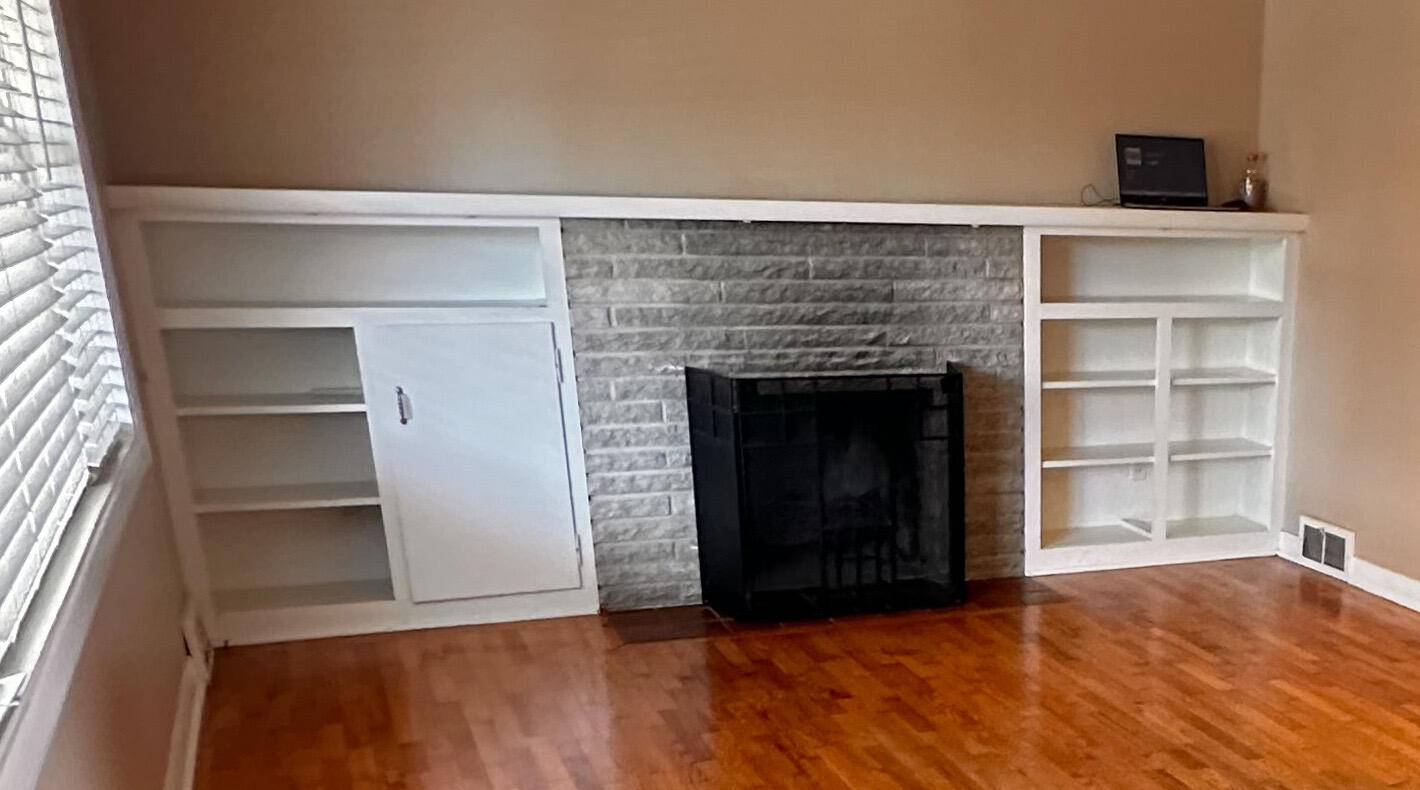 Springfield, MO 65804,2143 E Broadmoor St ST