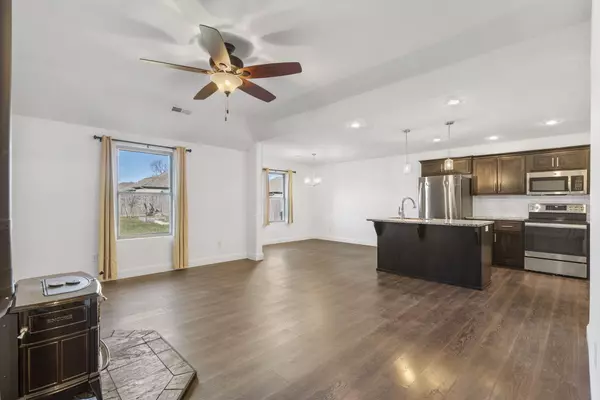 Springfield, MO 65802,1909 S Lullwood AVE