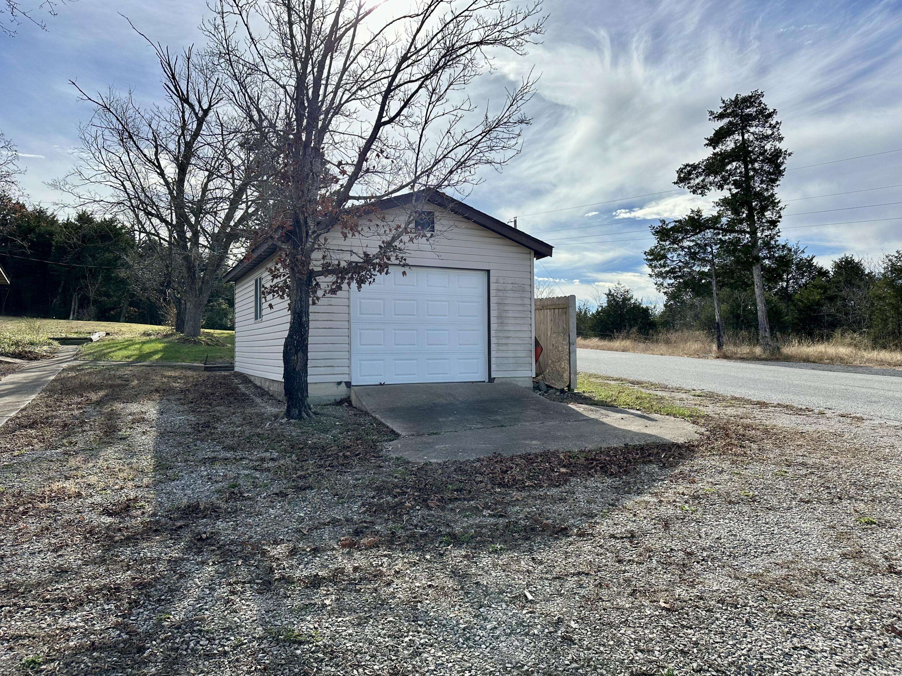 Theodosia, MO 65761,60 Us Highway 160