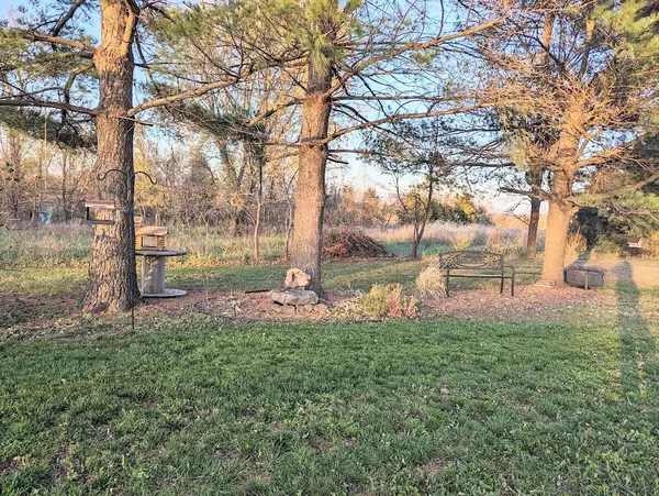 El Dorado Springs, MO 64744,1997 S 601 RD