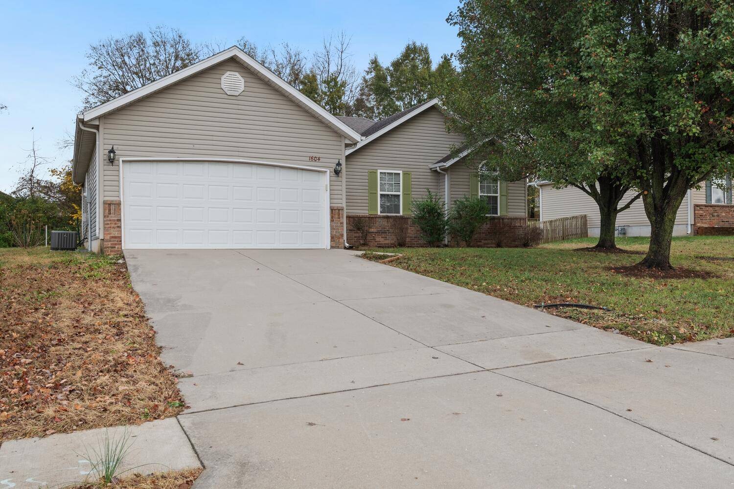 Springfield, MO 65807,1604 S Timbercreek AVE