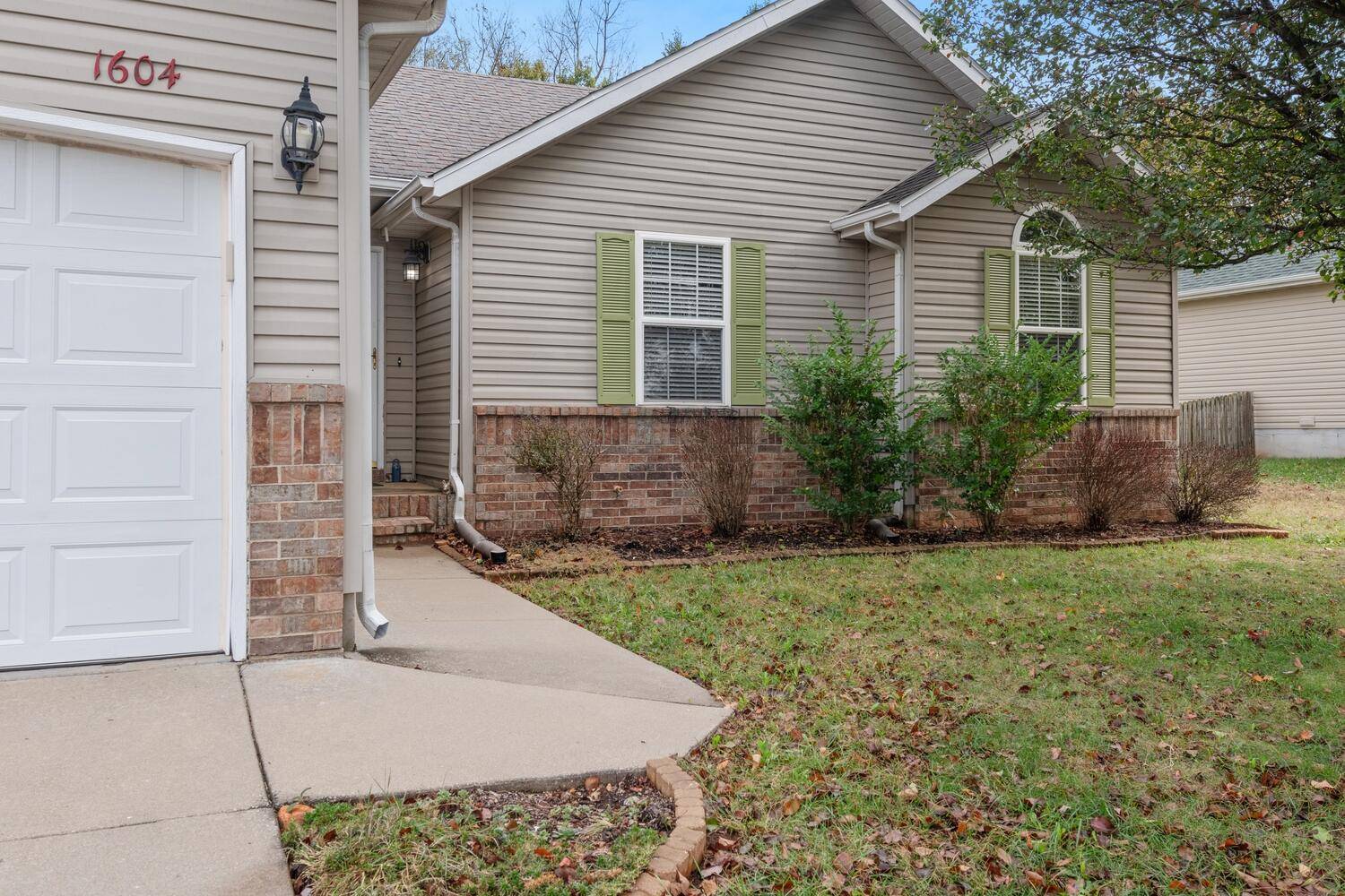Springfield, MO 65807,1604 S Timbercreek AVE