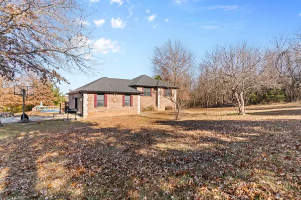 Willard, MO 65781,457 E War Horse LN