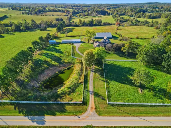 12182 State Highway Ee, Mountain Grove, MO 65711