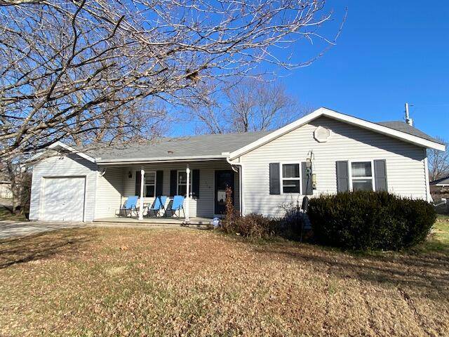 716 Willow ST, Marshfield, MO 65706