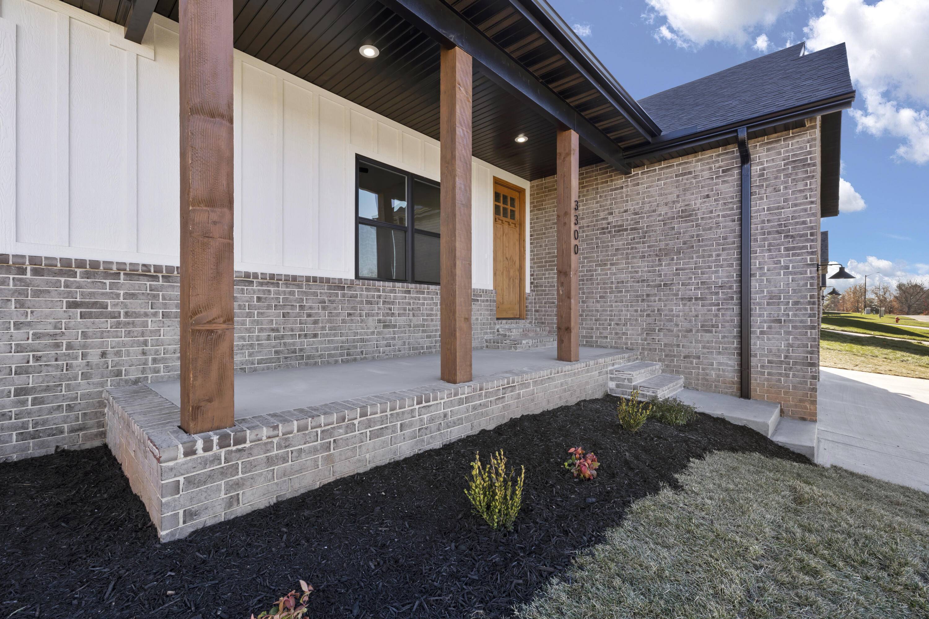 Ozark, MO 65721,3300 N Marlin DR