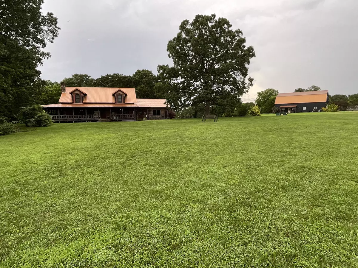 Dora, MO 65637,8685 State Route Ad