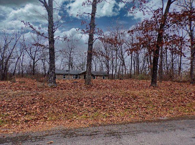 Houston, MO 65483,5885 Hogan RD