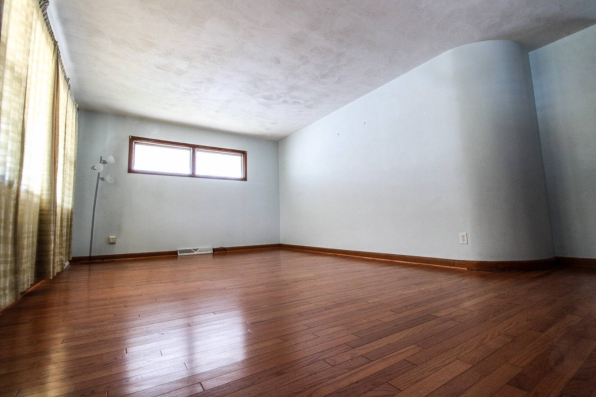 Springfield, MO 65802,613 S Wildan AVE
