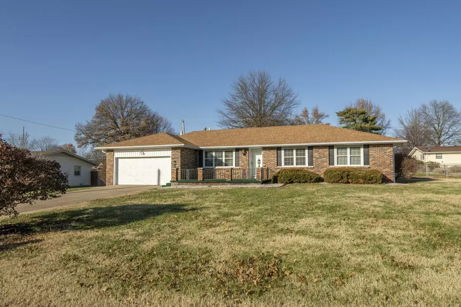 4027 W Juno ST, Springfield, MO 65802